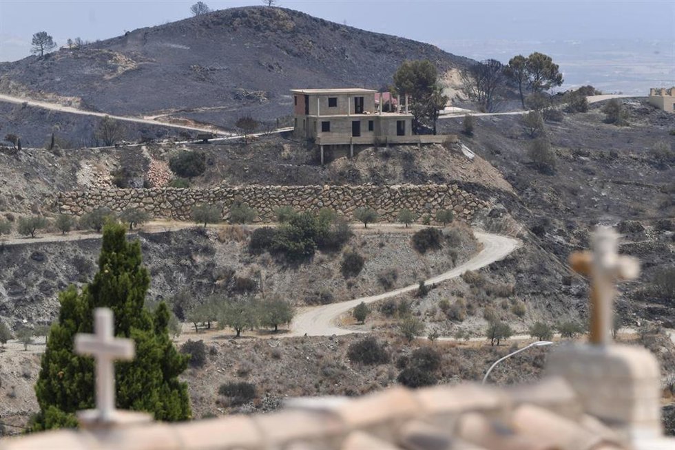 Terrenos calcinador por el incendio forestal, a 10 de julio de 2026, en Los Gallardos, Almería, Andalucía (España).