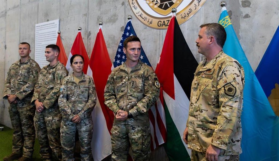 Militares kosovares de la Fuerza Internacional de Estabilización para Gaza