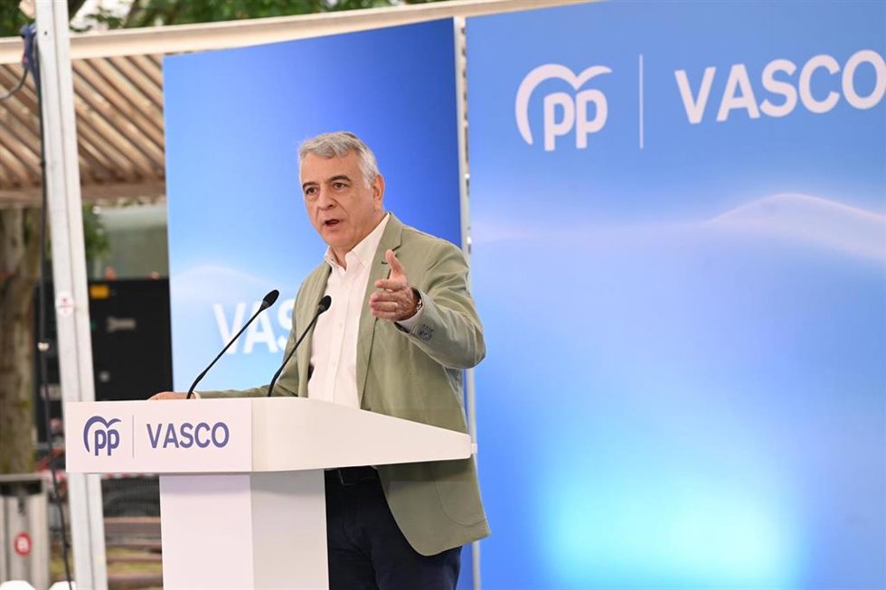 Archivo - El presidente del PP vasco, Javier De Andrés.