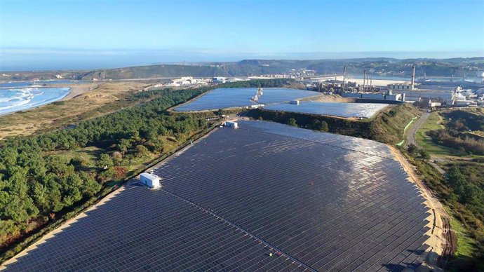 ISE Energía pone en marcha para Asturiana de Zinc la mayor planta de autoconsumo de España