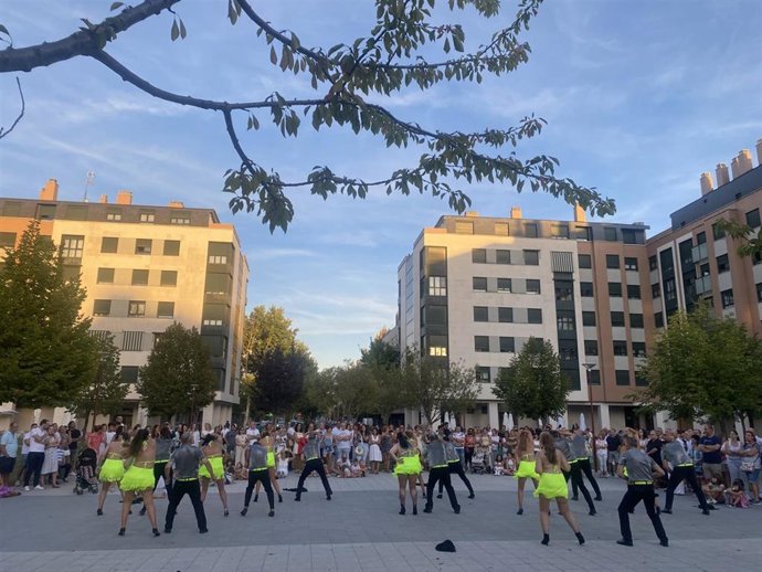 Valladolid se verá amenizada este verano con 'Plazas en verano', 'Danzas del mundo' y 'Tango a la luz de la luna'.