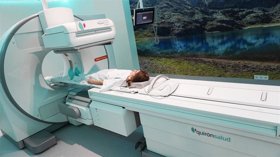 Archivo - El Hospital Universitario Quirónsalud Zaragoza incorpora tecnología SPECT-TAC de última generación.