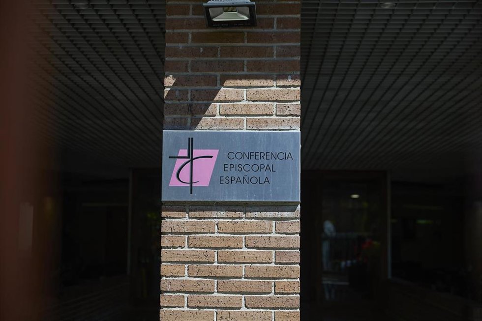 Archivo - Fachada de sede de la Conferencia Episcopal Española (CEE).