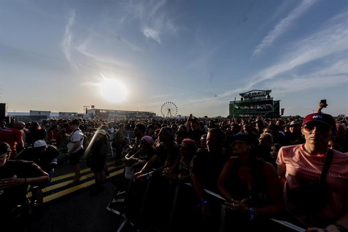 Público durante la actuación de la banda Wolf Alice en el Mad Cool 2026, en el recinto Iberdrola Music, a 8 de julio de 2026, en Madrid (España).