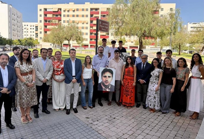 Homenaje en memoria de Miguel Ángel Blanco en Córdoba.