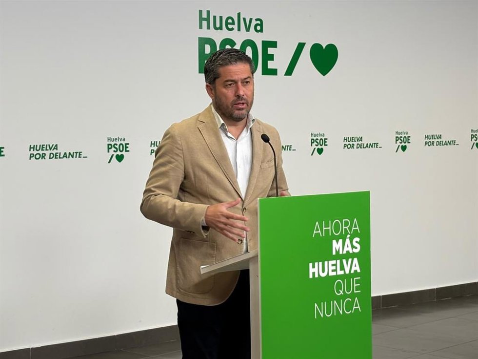 El secretario de Organización del PSOE de Huelva, Francisco Baluffo.