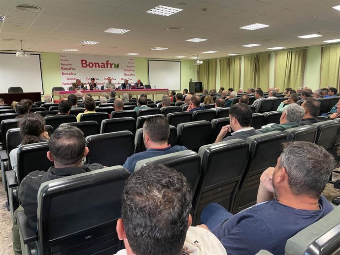 Archivo - Asamblea de la Plataforma en Defensa de los Regadíos del Condado.
