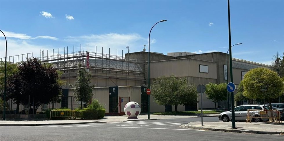 Obras en el pabellón polideportivo Pisuerga.