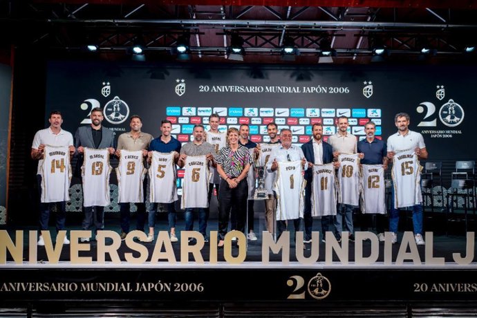 Acto de homenaje a la selección española de baloncesto que se proclamó campeona del mundo en 2006.