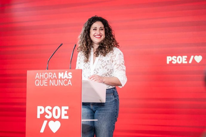 Archivo - La portavoz adjunta de la Comisión Ejecutiva Federal del PSOE, Enma López, durante una rueda de prensa posterior a la reunión de la Comisión Ejecutiva Federal del PSOE, a 30 de marzo de 2026, en Madrid (España).v