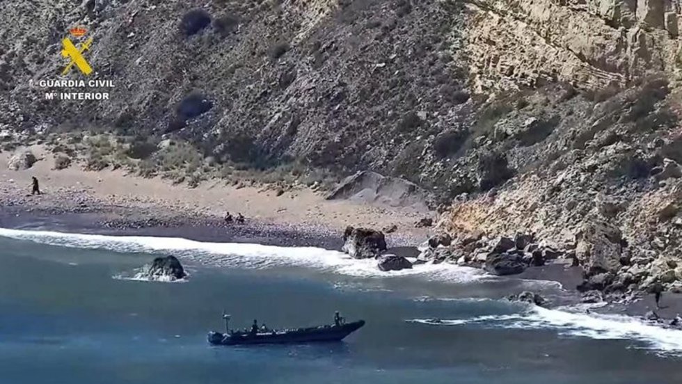Un intento de entrada por mar en Melilla. Archivo.