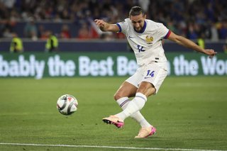 Archivo - México.- Adrien Rabiot: "No hay ningún plan contra Lamine Yamal"
