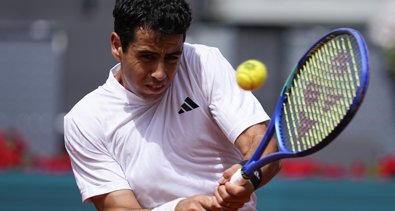 Tenis