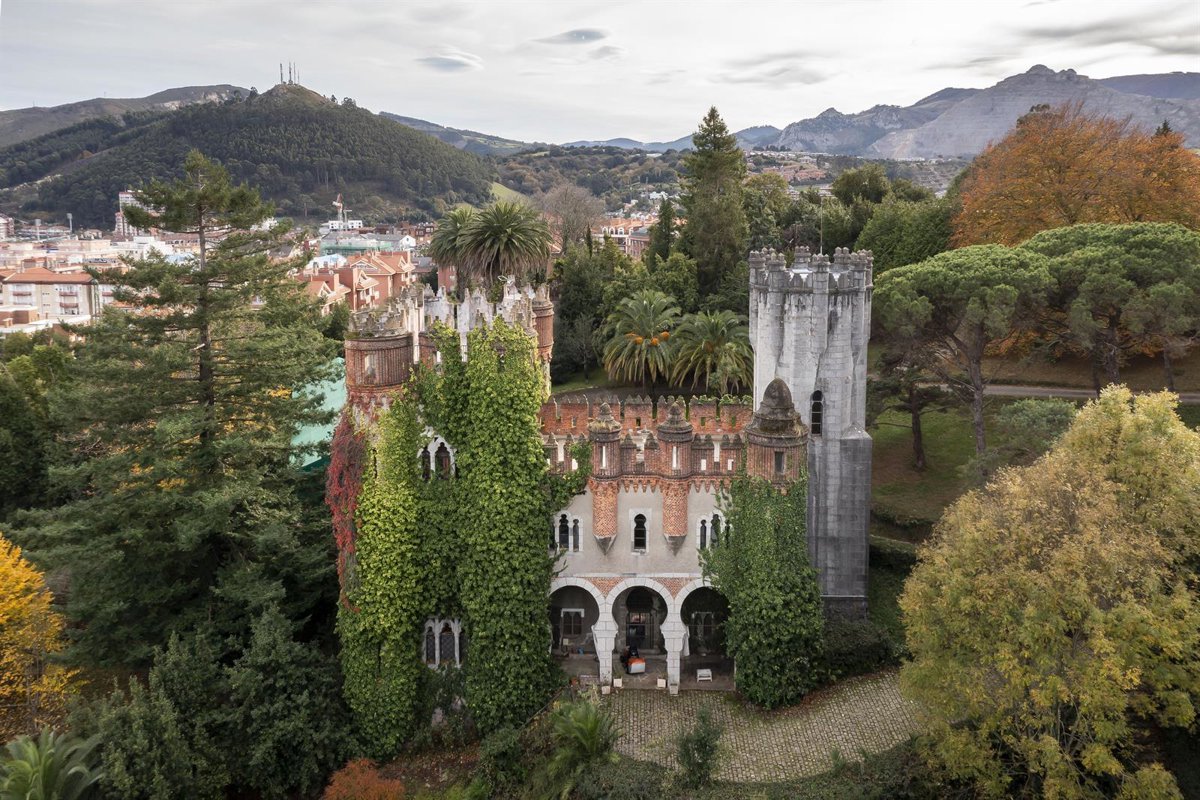 El Castillo de Ocharán, en Castro Urdiales, sale a la venta por 6,5 millones