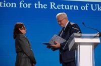 Ucrania denuncia dos heridos en el ataque de Irán contra petroleros emiratíes en el estrecho de Ormuz