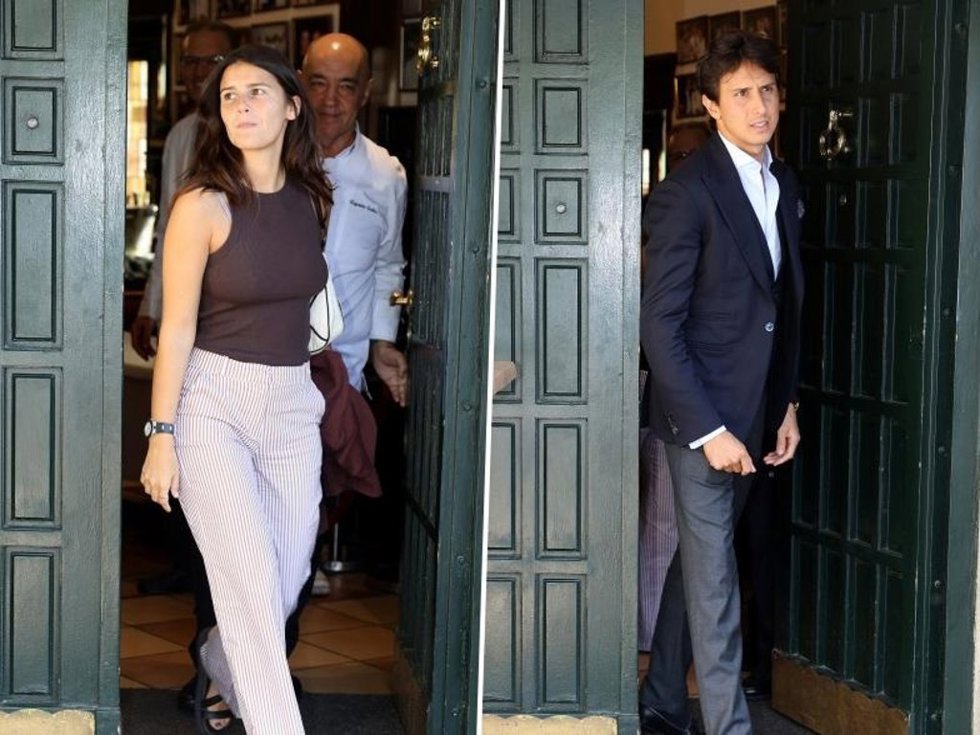 Tana Rivera y Andrés Roca Rey abandonando un restaurante en la capital