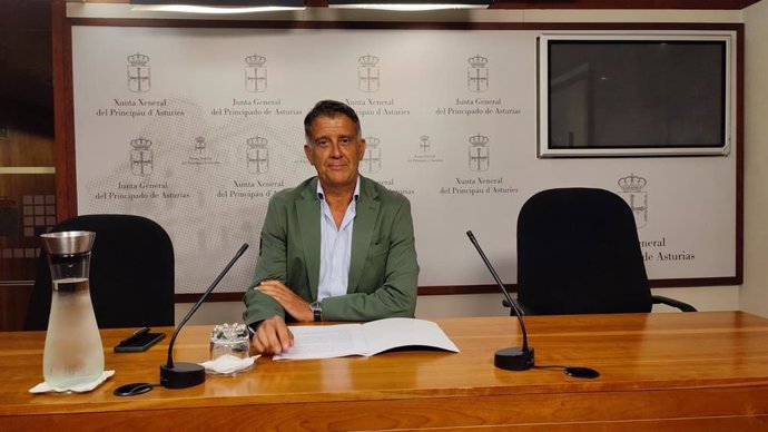 El diputado del PP en la JGPA, Manuel Cifuentes.