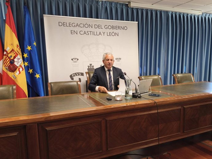 El delegado del Gobierno en Castilla y León, Nicanor Sen, en una rueda de prensa sobre inversiones en modernización de regadíos en la Comunidad.