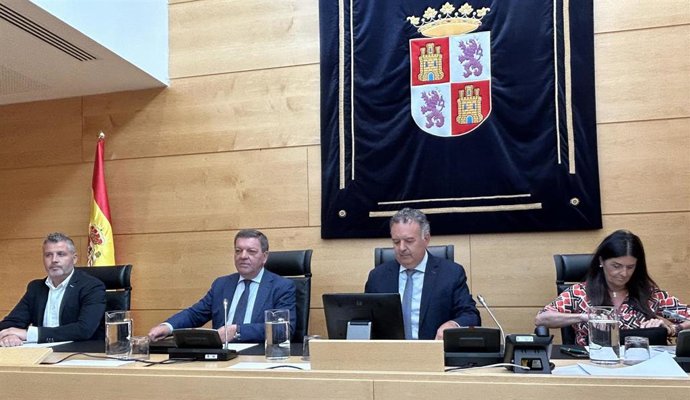 Comparecencia del consejero de la Presidencia, Luis Miguel González Gago, en las Cortes de Castilla y León.