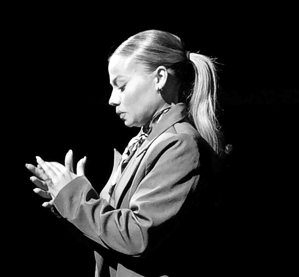La cantaora Elvira Ponce, premiada en la X Bienal Flamenca ONCE.