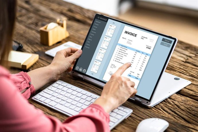 Perfex CRM España integra VeriFactu, Facturae y módulos a medida para la gestión empresarial