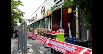 Augmenten a 30 els morts per l'incendi en un bar en la capital de Tailàndia