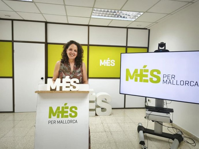MÉS reclama revisar la normativa de incompatibilidades para recuperar profesorado en Medicina de la UIB.