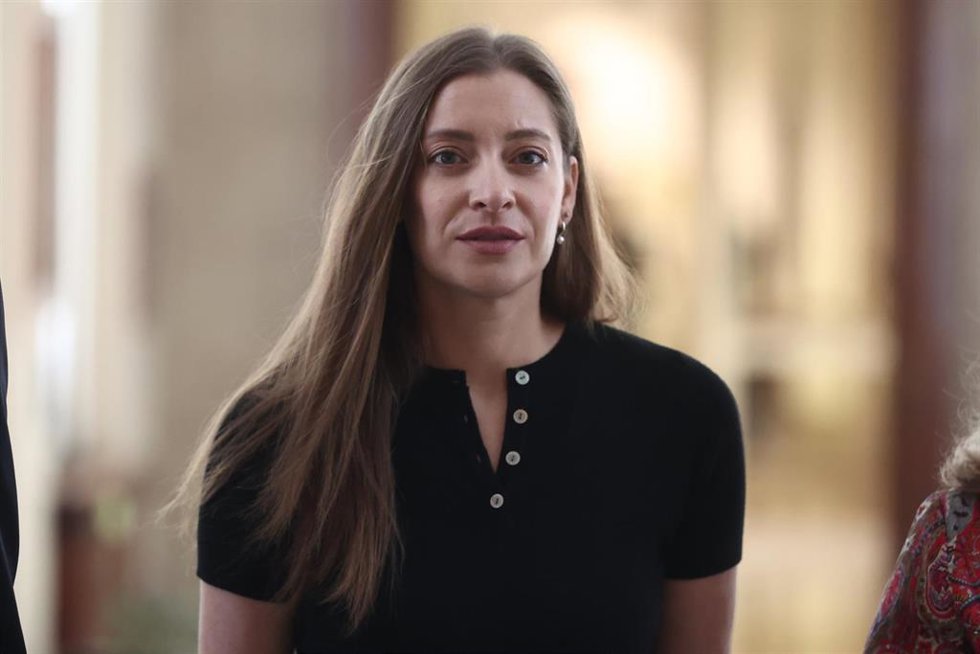 La portavoz del PP en el Congreso, Ester Muñoz, a su llegada a la Junta de Portavoces en el Congreso de los Diputados, a 23 de junio de 2026, en Madrid (España).