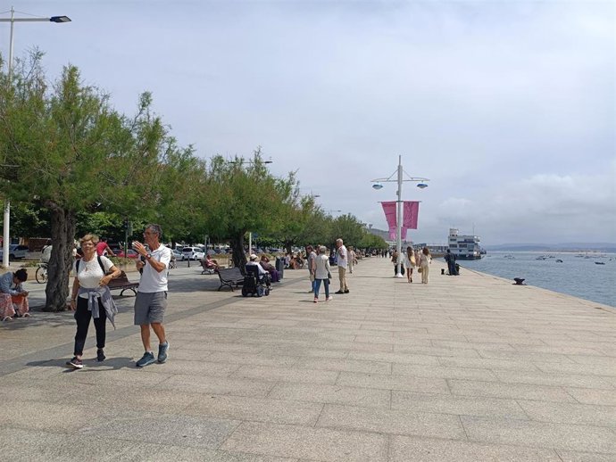 Paseo Marítimo Santander. Turismo. Turistas. Vacaciones. Verano.