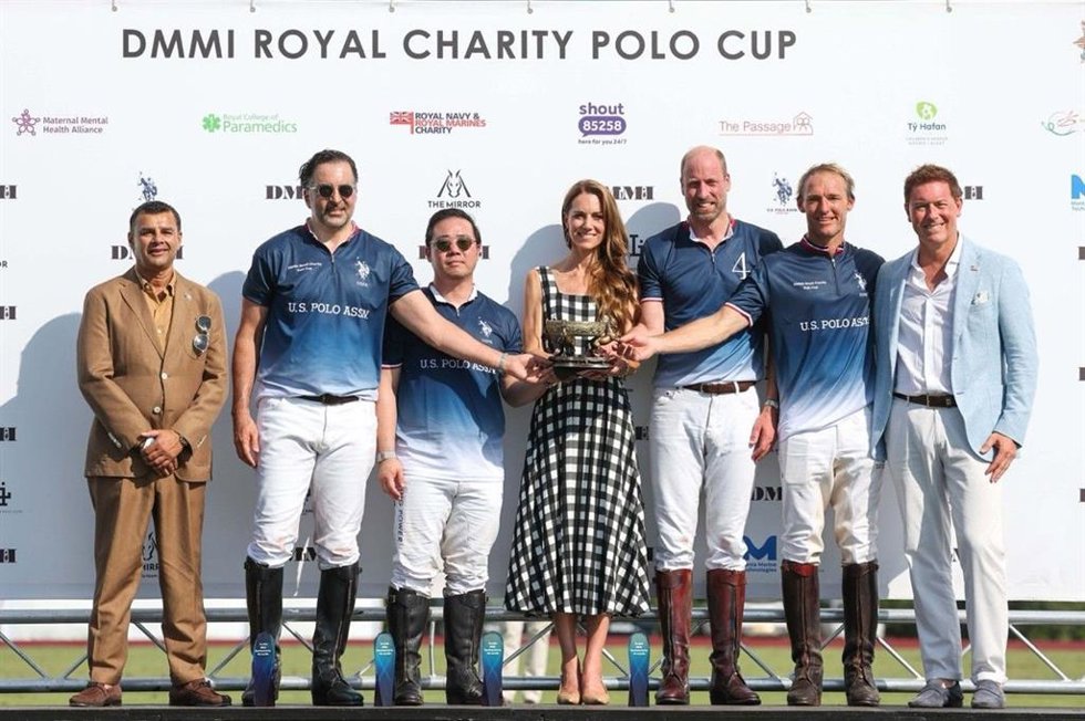 Equipo de U.S. Polo Assn. recibe el trofeo