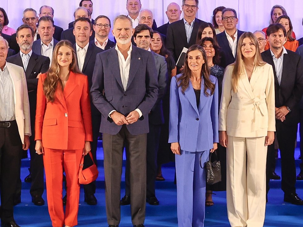 La Familia Real, unida por el talento joven en la reunión del Patronato de la Fundación Princesa de Girona