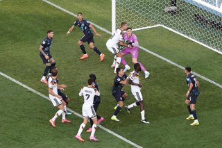 29 June 2026, US, Foxborough: Paraguay goalkeeper Orlando Gill (R) and Germany's Waldemar Anton collide in front of the goal during the 2026 FIFA World Cup round of 32 soccer match between Germany and Paraguay at Boston Stadium. Photo: Jan Woitas/dpa - IM