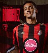 Foto: El Elche CF cierra el traspaso de Álvaro Rodríguez al Bournemouth