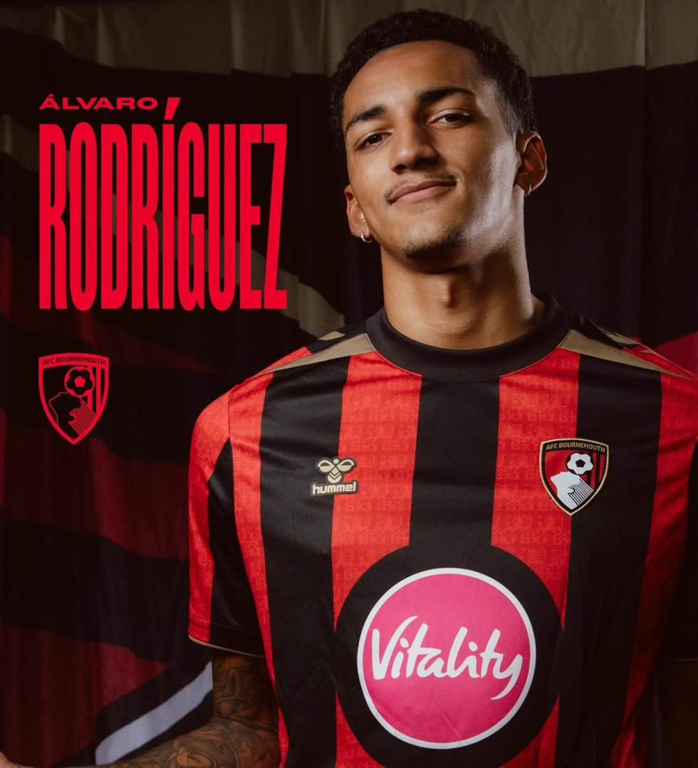 El Elche CF cierra el traspaso de Álvaro Rodríguez al Bournemouth.