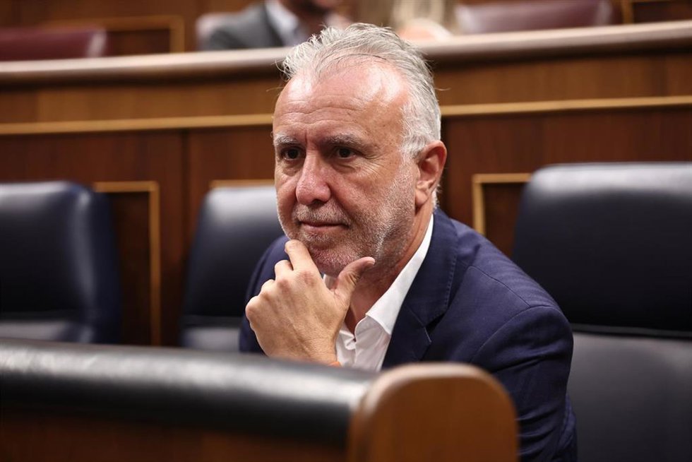 El ministro de Política Territorial y Memoria Democrática, Ángel Víctor Torres, durante una sesión plenaria extraordinaria, en el Congreso de los Diputados, a 14 de julio de 2026, en Madrid (España). El Congreso se enfrenta hoy, entre otros asuntos, al pr