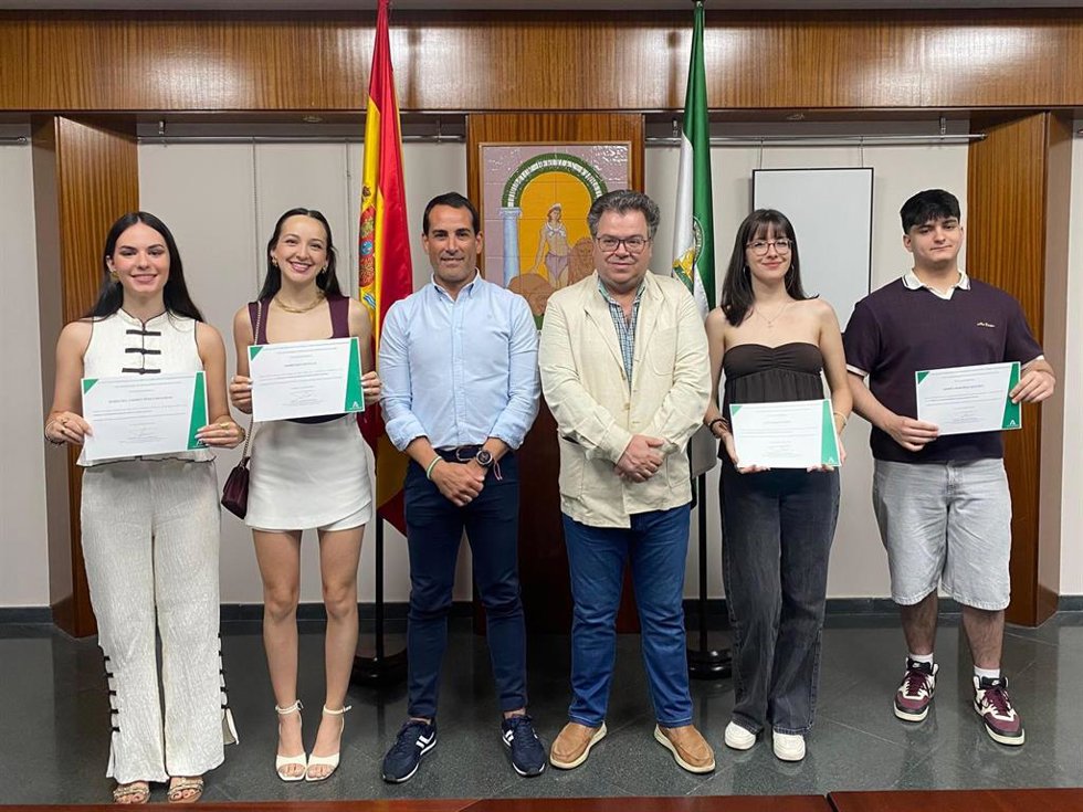 Estudantes distinguidos con el Premio Extraordinario de Bachillerato