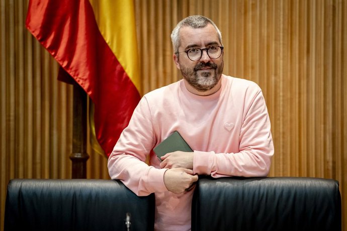 Archivo - Arquivo - O secretário de Estado da Saúde, Javier Padilla, durante as jornadas parlamentares contra a privatização e terceirização da saúde, no Congresso dos Deputados, em 24 de abril de 2026, em Madri (Espanha). Movimento Sumar, Esquerda