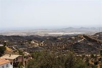 La embajada británica apoya a las familias de las víctimas del incendio de Almería para la identificación y repatriación