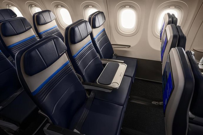 Nueva fila exclusiva de asientos Economy Plus en su nueva flota de aviones Airbus A321XLR de United Airlines.