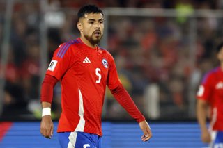 Futbol, Chile vs Venezuela. Eliminatorias al mundial 2026. El jugador de la seleccion chilena Paulo Diaz es fotografiado durante el partido de las clasificatorias al mundial de la Fifa 2026 contra Venezuela disputado en el estadio Nacional de Santiago,