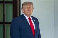 Trump sugiere que Irán y Hezbolá podrían ser incluidos en el proyecto de sanciones contra Rusia