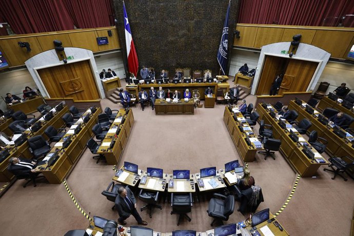Valparaiso, 7 de mayo 2025. Vista general de la sala del Senado durante la cuenta publica de estados financieros de TVN. Raul Zamora/Aton Chile
