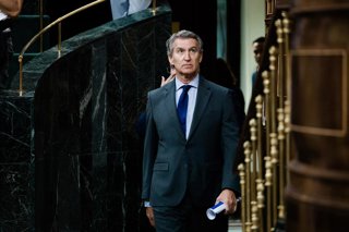 El presidente del Partido Popular, Alberto Nuñez Feijóo, durante una sesión plenaria extraordinaria, en el Congreso de los Diputados, a 14 de julio de 2026, en Madrid (España). El Congreso se enfrenta hoy, entre otros asuntos, al primer debate y votación 