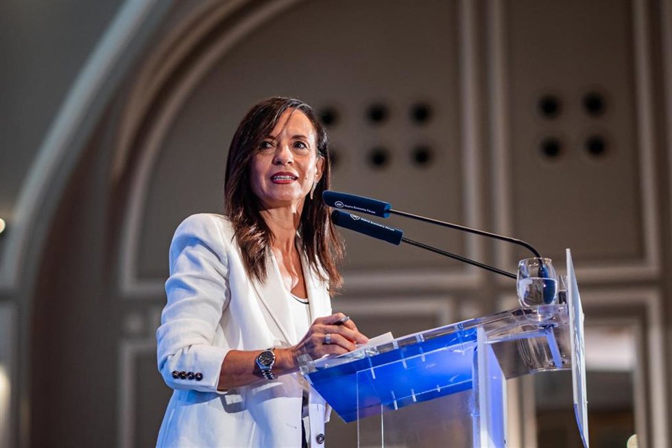 La presidenta de Redeia, Beatriz Corredor, durante un desayuno informativo de Fórum Europa, en Hotel Mandarin Oriental Ritz de Madrid, a 7 de julio de 2026, en Madrid (España).