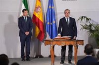 Moreno pide "coordinación" al nuevo Ejecutivo andaluz PP-Vox: "Es fruto de dos partidos pero un solo Gobierno"