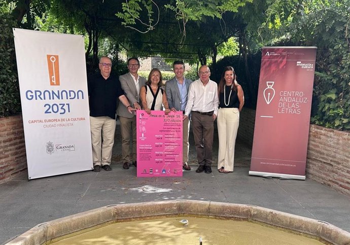Presentación del ciclo Poesía en el Jardín.