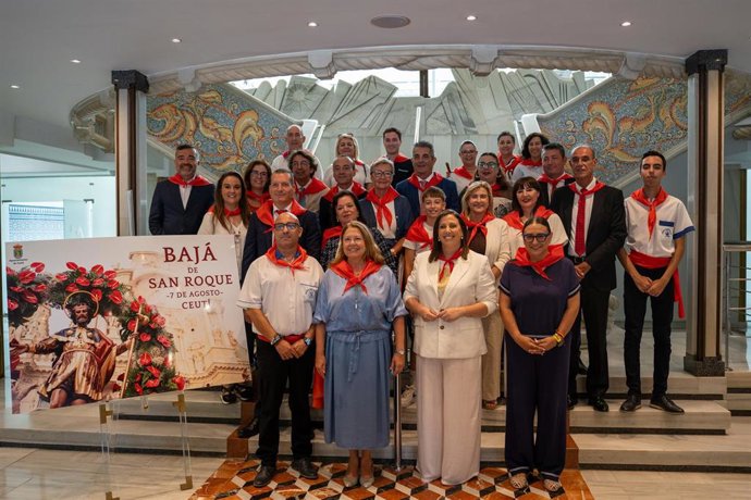La Asamblea Regional acoge la presentación del cartel de la Bajá de San Roque de Ceutí