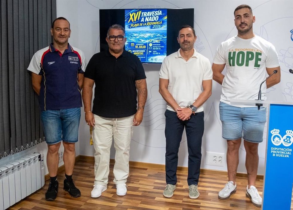 Presentación en la Diputación de la 'Travesía a nado' 2026.