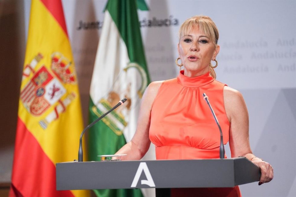 La vicepresidenta tercera del Gobierno y portavoz, Carolina España, tras el Consejo de Gobierno del 15 de julio de 2026.