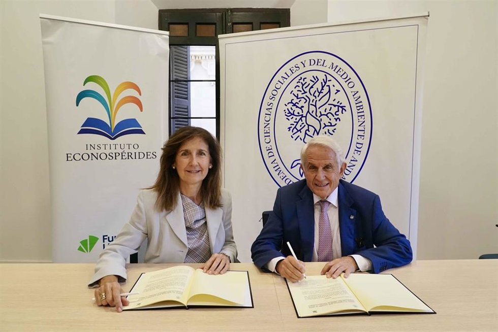 El Instituto Econospérides firma un acuerdo de colaboración con la Academia de Ciencias Sociales